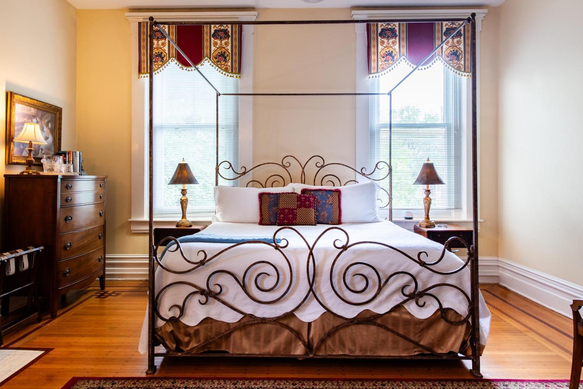 Dupont Mansion Bed & Breakfast Louisville Quarto foto