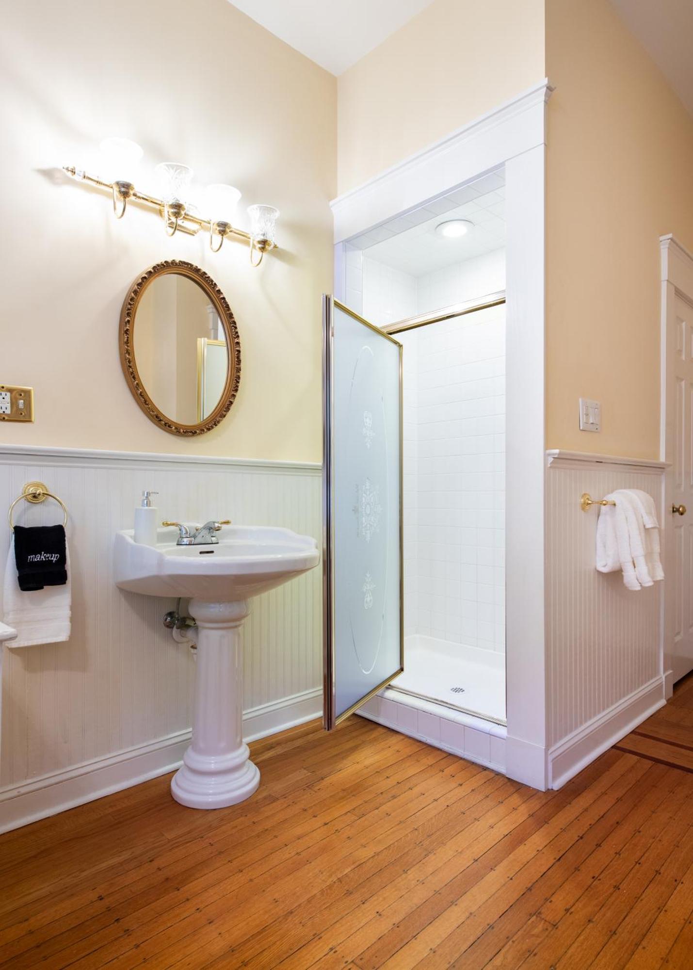 Dupont Mansion Bed & Breakfast Louisville Quarto foto
