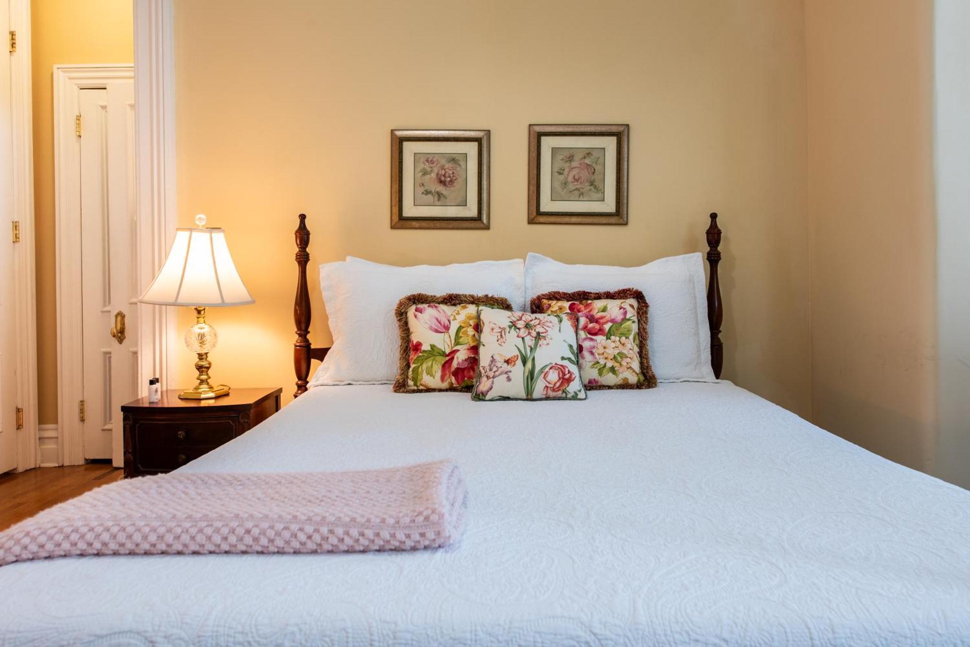 Dupont Mansion Bed & Breakfast Louisville Quarto foto