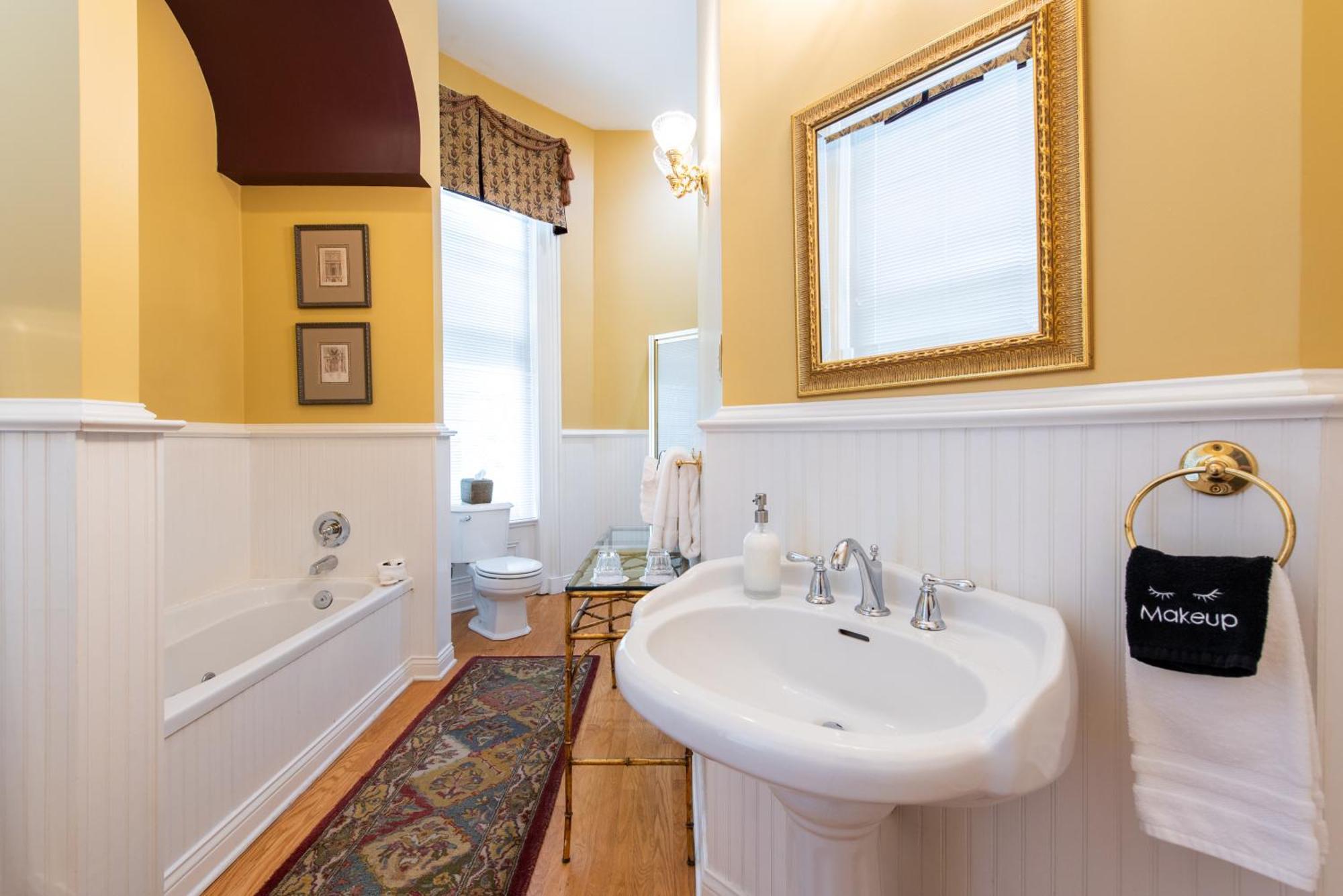 Dupont Mansion Bed & Breakfast Louisville Quarto foto