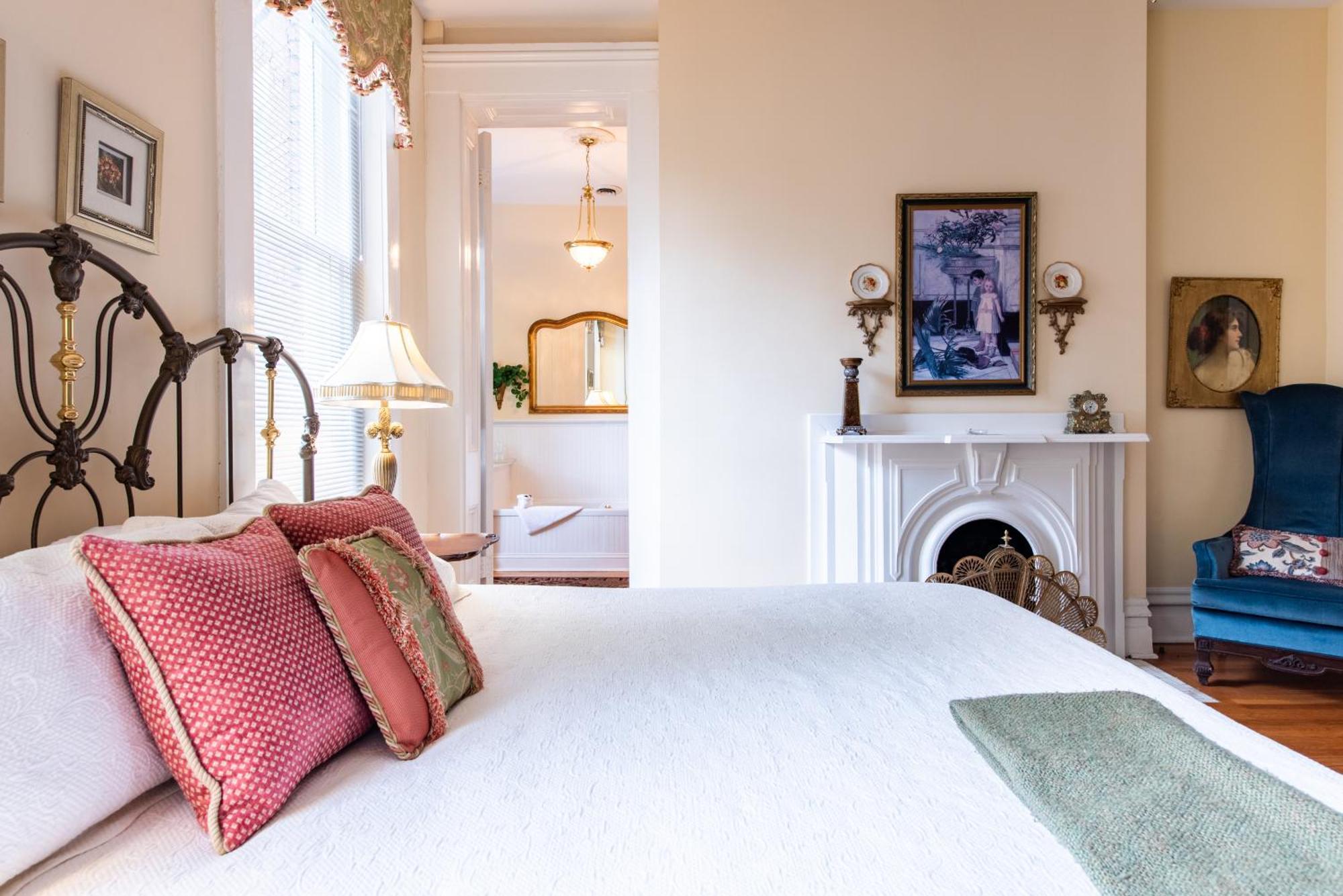 Dupont Mansion Bed & Breakfast Louisville Quarto foto