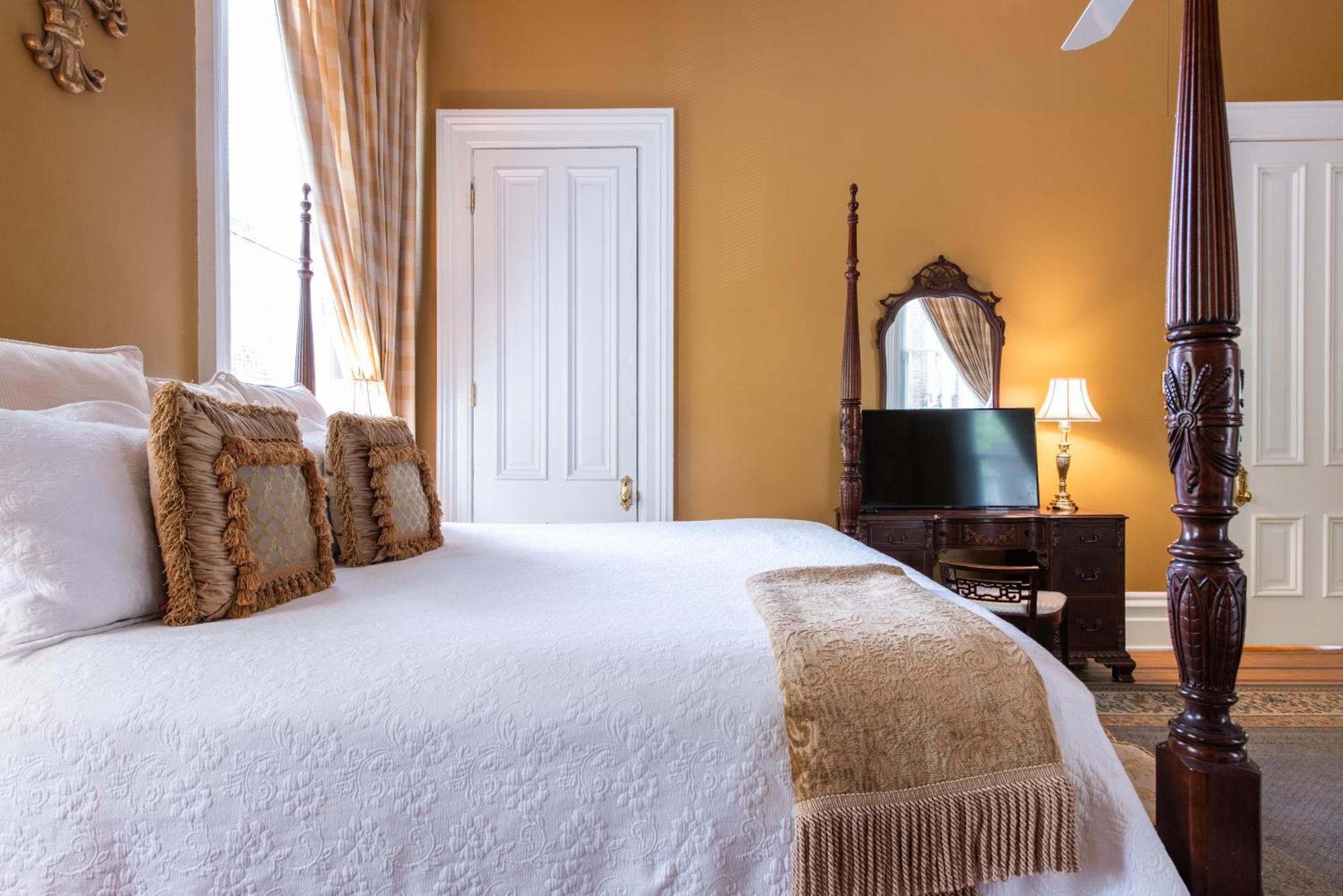 Dupont Mansion Bed & Breakfast Louisville Quarto foto
